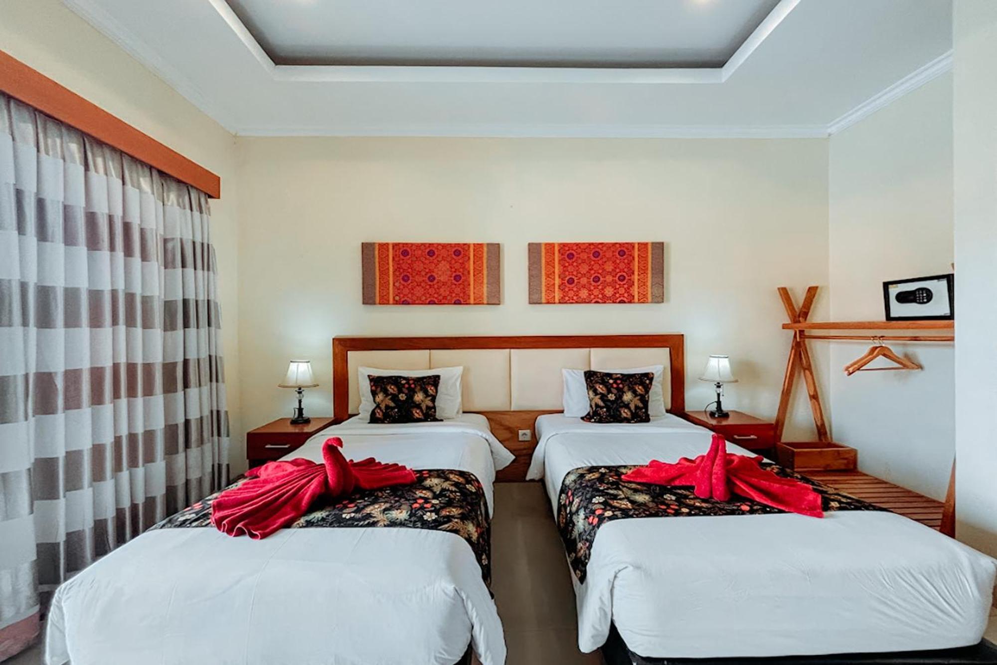 Kubu Petitenget Suite Seminyak Exterior photo