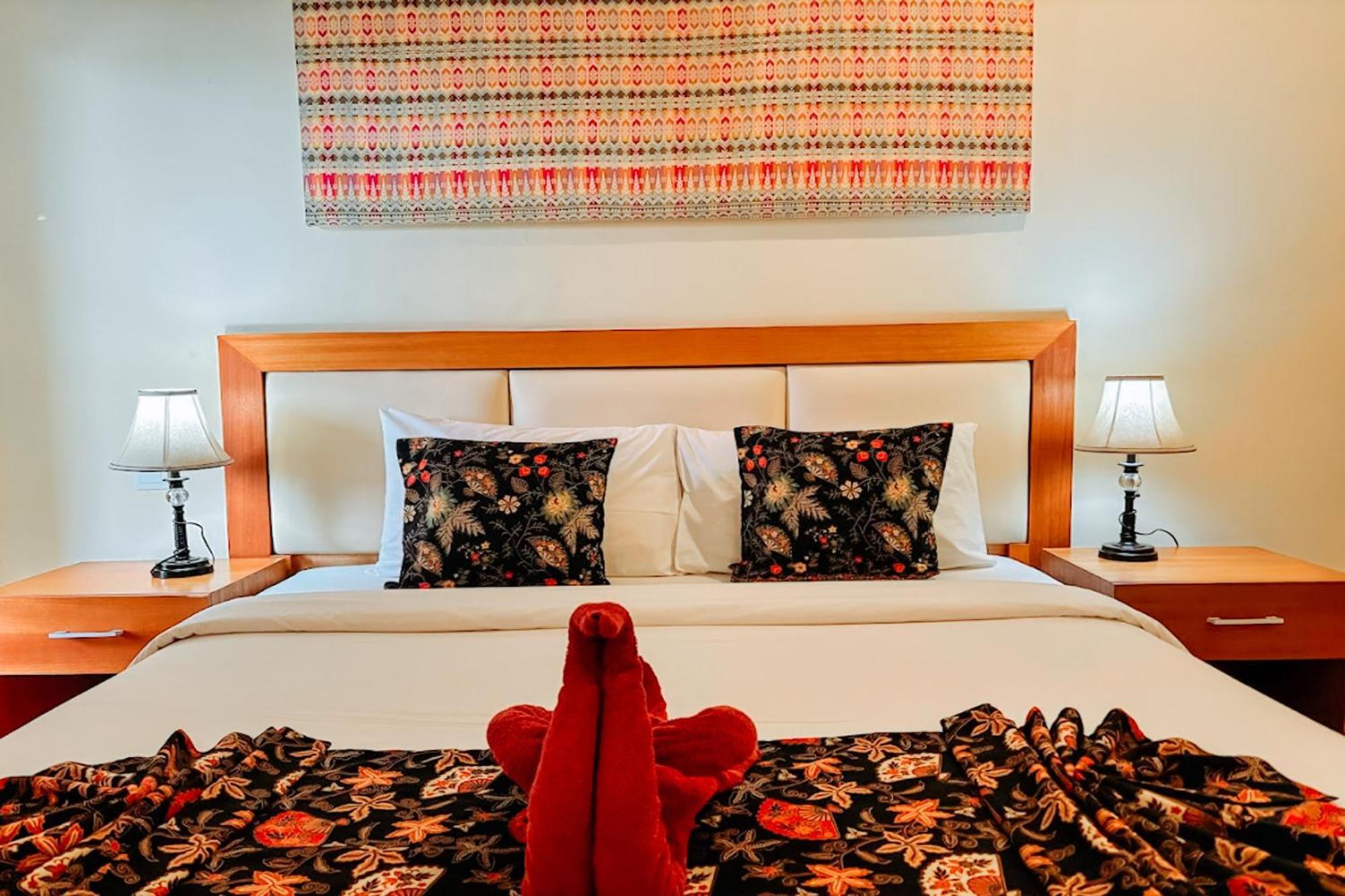 Kubu Petitenget Suite Seminyak Exterior photo